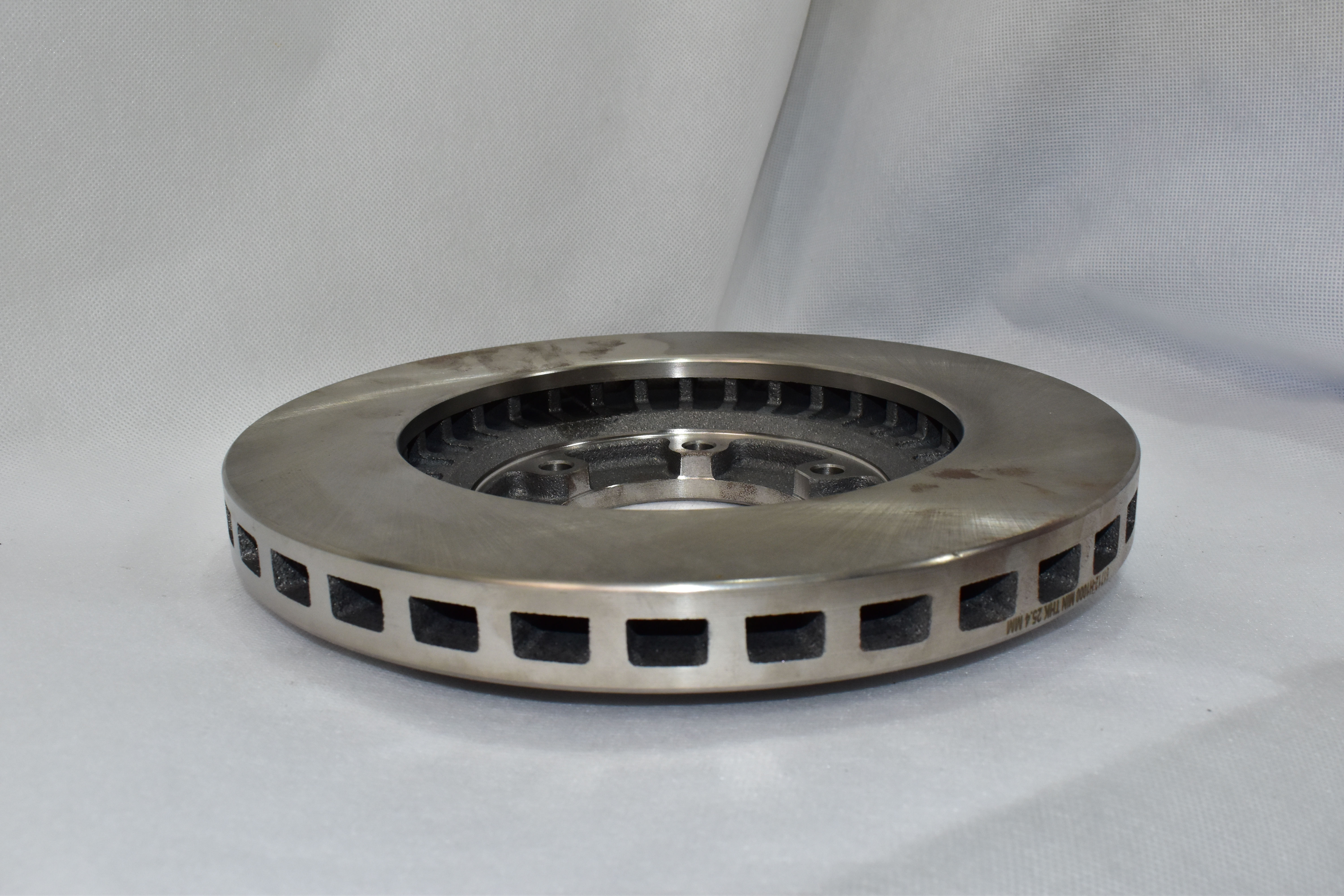PAR DISCOS DE FRENO DELANTERO TERRACAN 2000-2003 254MM