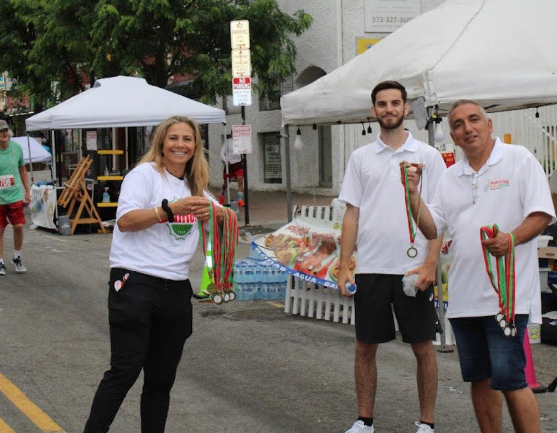 Portugal Day Races, Volunteers, medals, Finish Line
