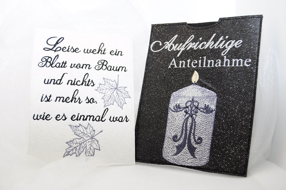 Miniaturbild: ITH Trauerkarte mit Text und einem Umschlag mit Kerzen