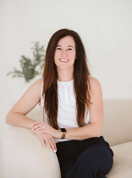 Meet Laura Carmody, LCSW — a licensed therapist in Marietta, GA specializing in anxiety, grief, and trauma therapy. Serving adults in Atlanta, Marietta, and Sandy Springs in-person and virtually throughout Georgia.