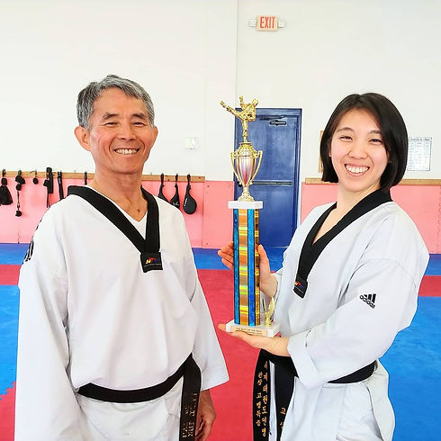 Grand Master Ko with trophy