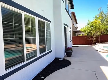 2025-exterior-house-painting-Murrieta-92563-backyard.JPG