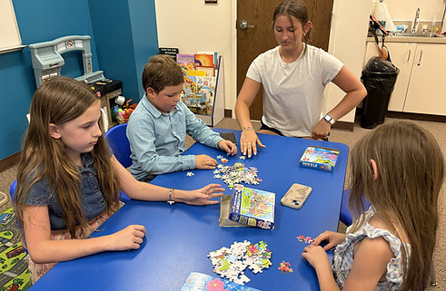 kids-AK-table-play-2856.jpg