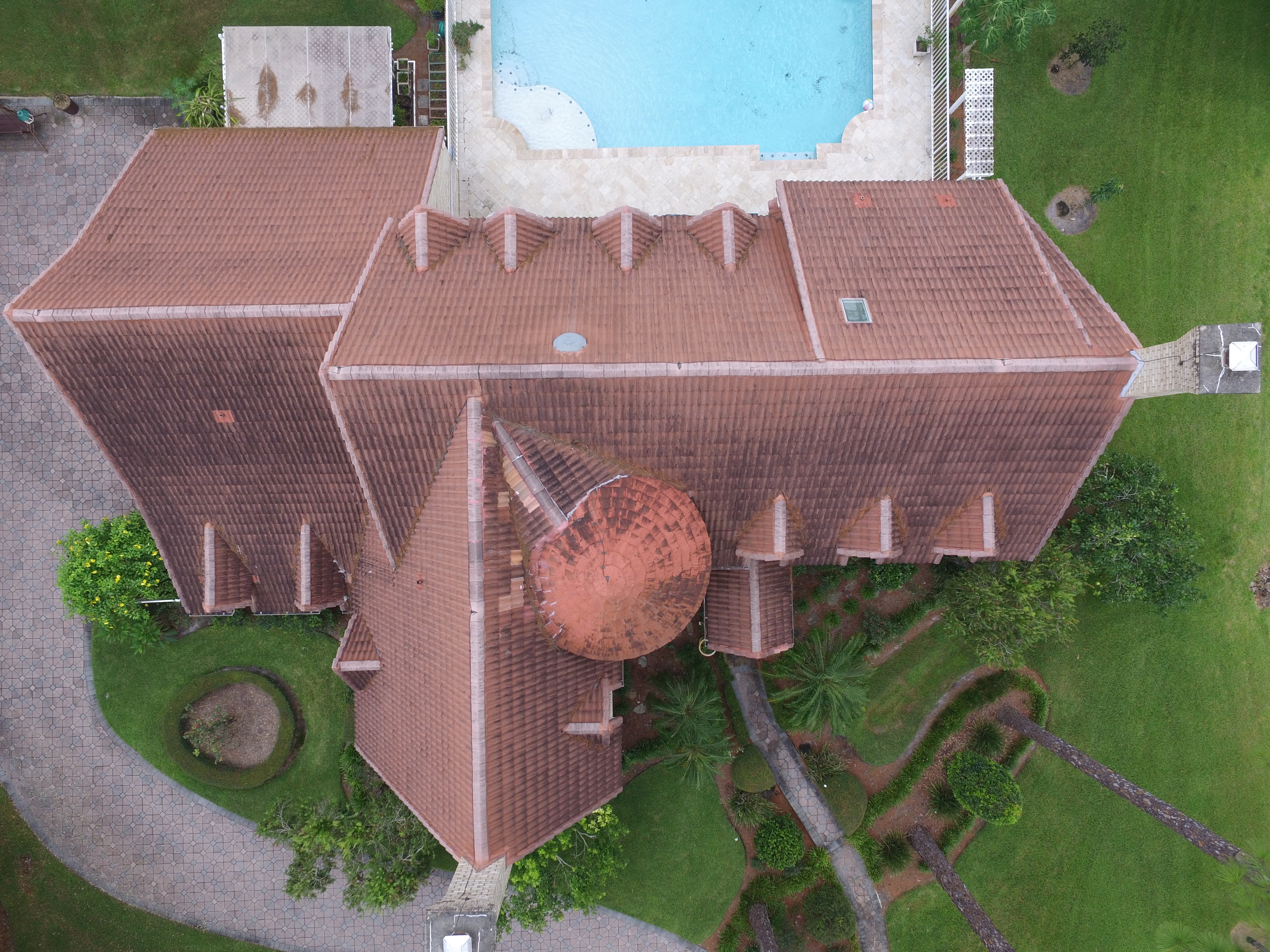 Tile Roof - 18/12 Pitch
