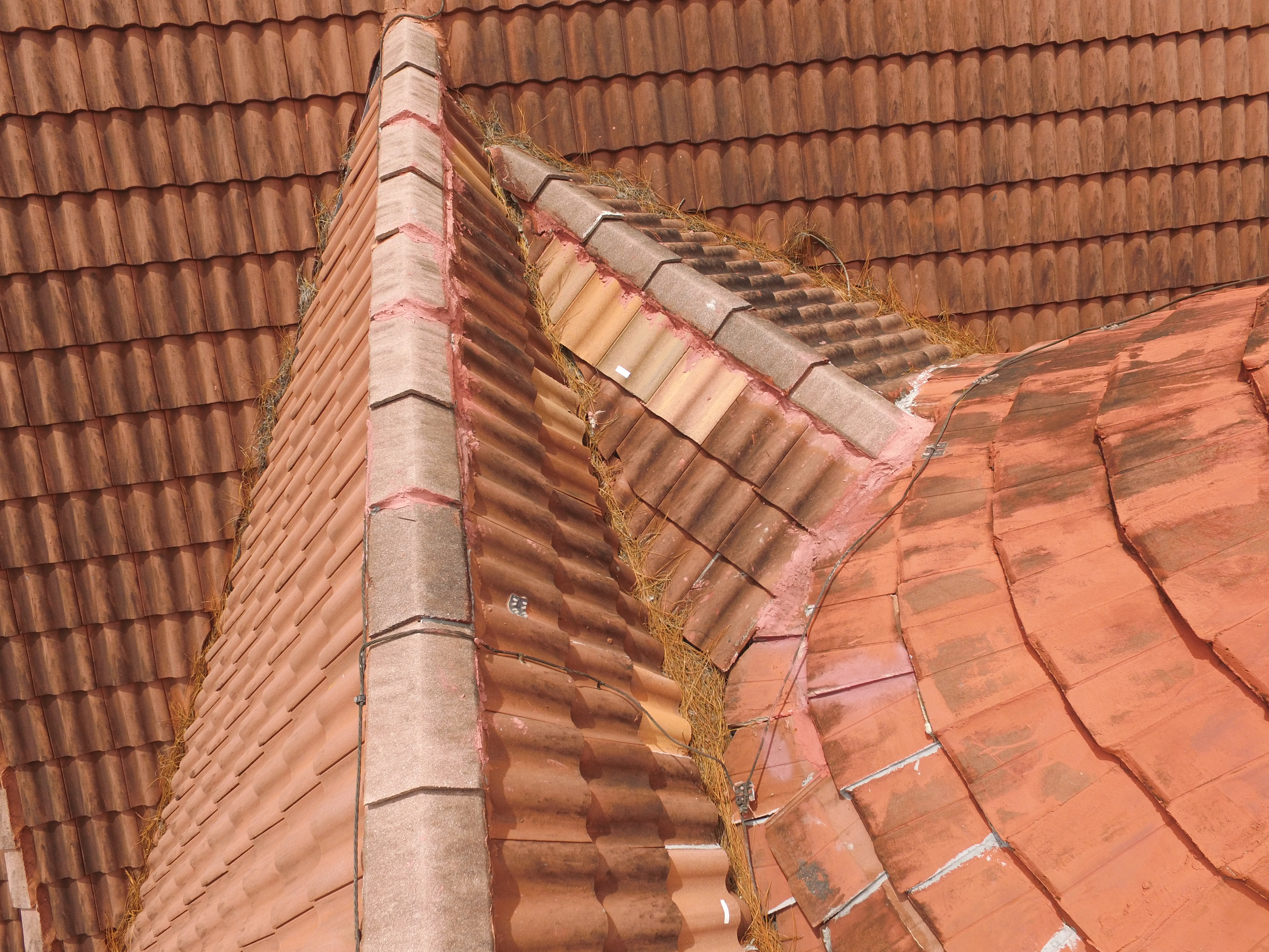 Tile Roof - 18/12 Pitch