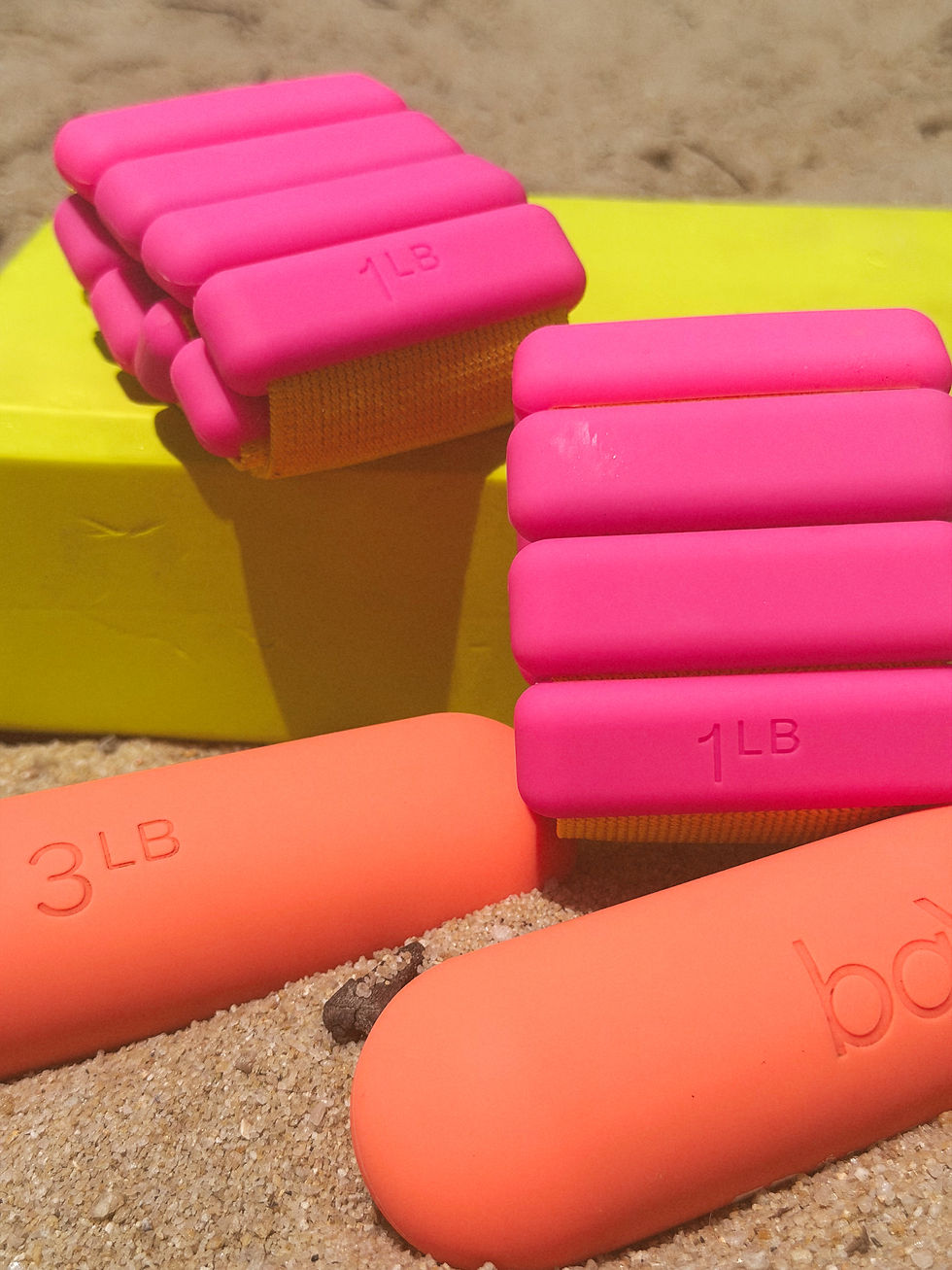 colorful sclupt on beach.JPG