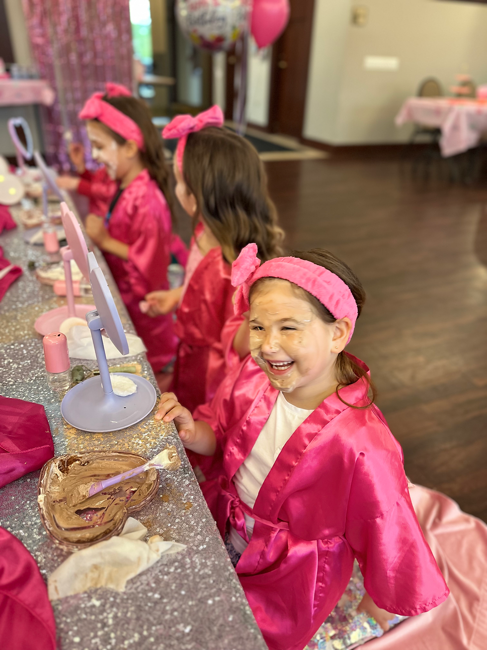 Inside Our Luxury Kids Spa Party in Chicago: Mocktails, Makeup, Mini Photoshoots & Glam Moments ✨