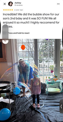 family friendly kids entertainment at Chicago library program with audience engagement