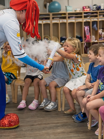 kids participating in science party entertainment Schaumburg Illinois