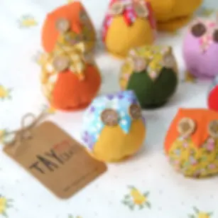 Cú nhồi bông handmade dùng để cắm kim, trang trí