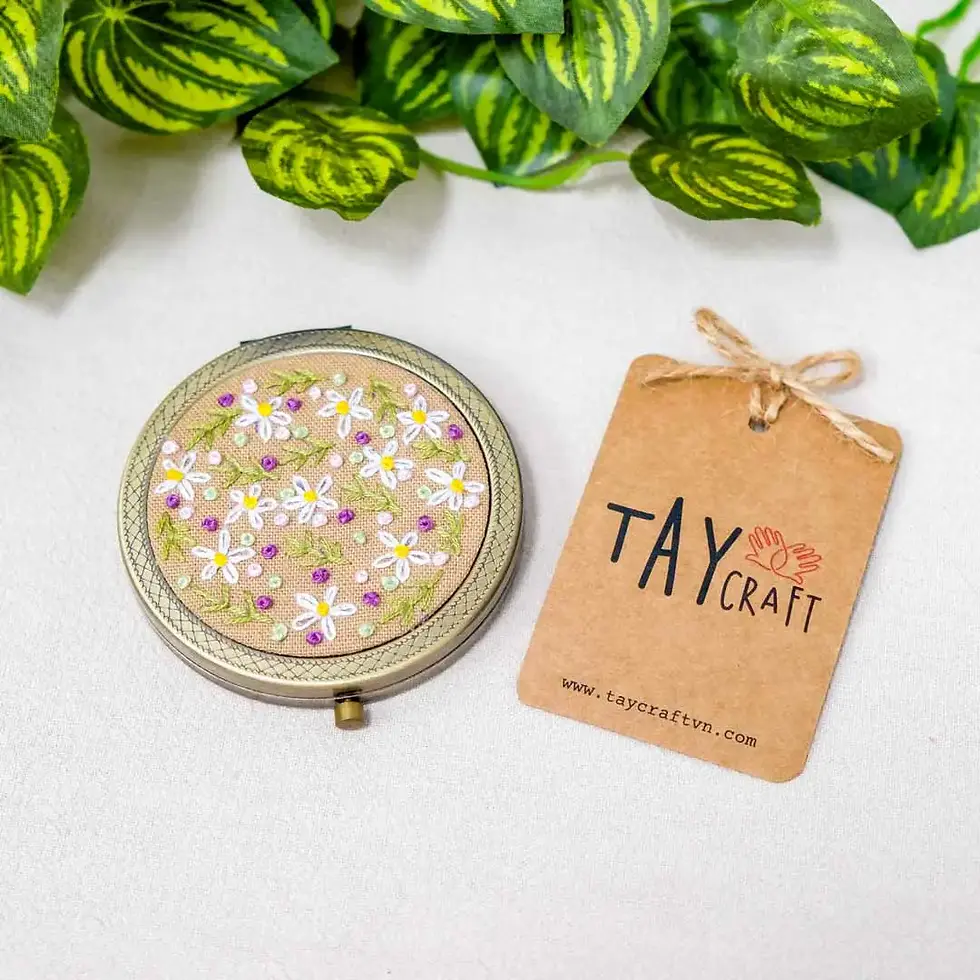 Hình thu nhỏ: Gương mini thêu tay thủ công Daisy