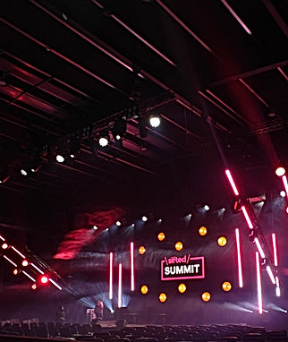 Corporate stage lighting