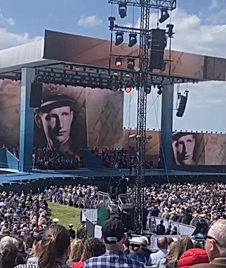 Corporate stage lighting