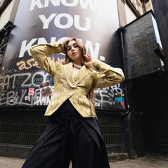 Power Dressing for Women : How to Dress Like You Mean Business
