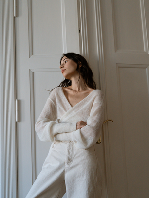 How To Dress For Your Body Type - Based on the Kibbe Body Test
