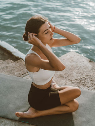 cycle syncing, exercise routine, menstrual cycle, fitness tips, workout energy, hormone balance, fitness consistency, women's health, PMS relief, cycle phases