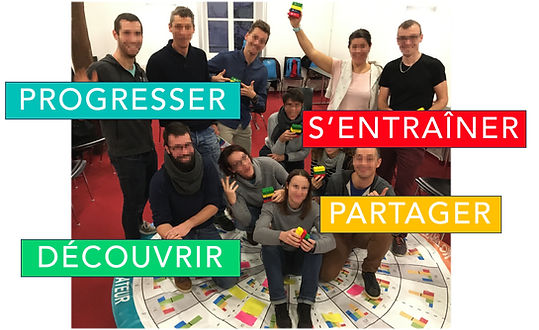 Des apprenants en séminaire de cohésion d'équipe à Caen