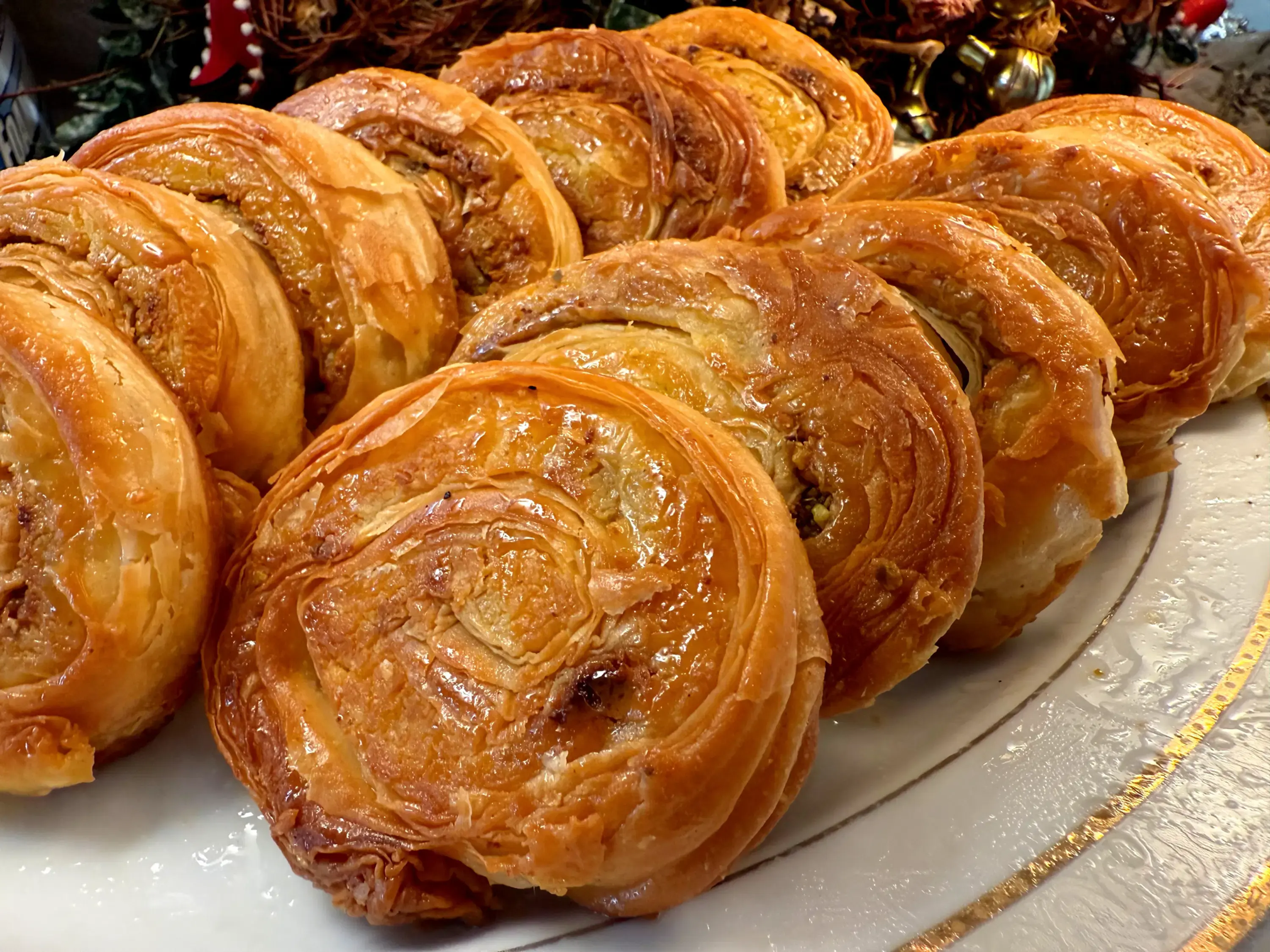 Custard Baklava Roll