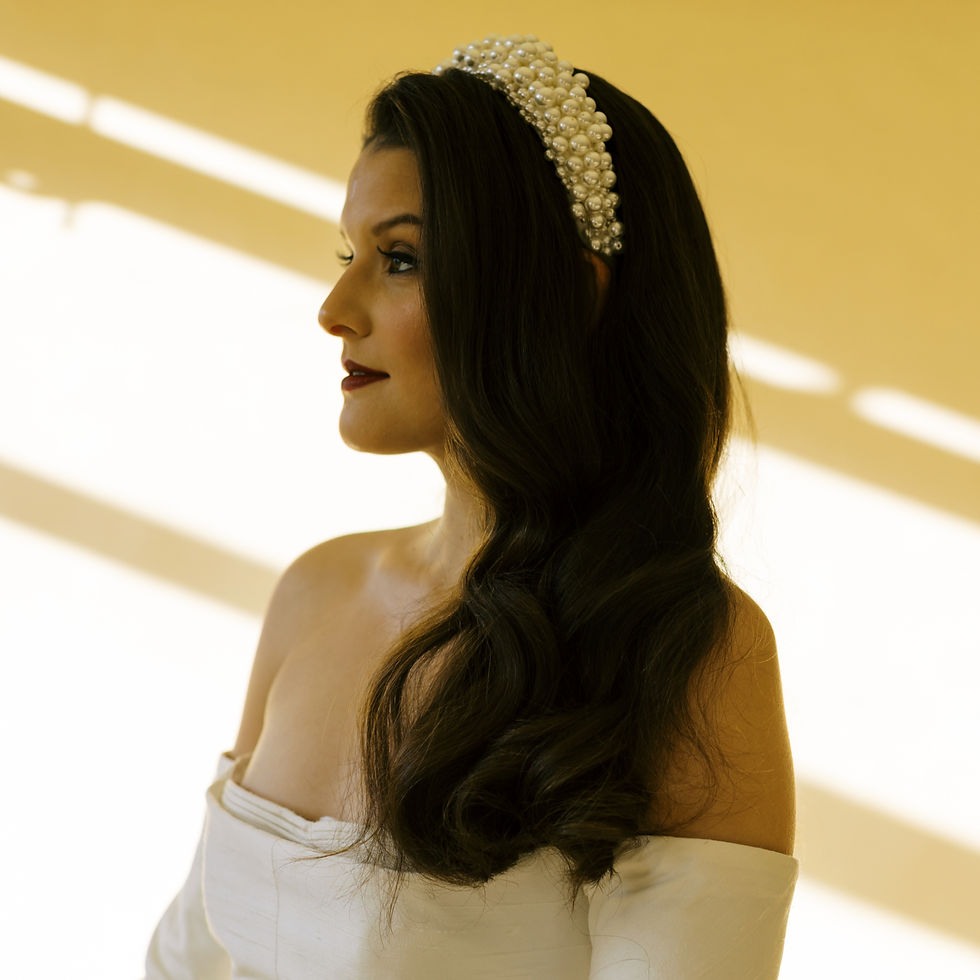 Thumbnail: Luxury Hand beaded Ivory Pearl Bridal Head band