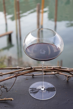 Laura Riolfatto - wine photography
