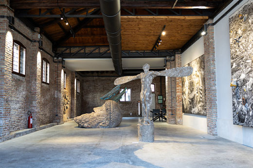 LUNA - Ronald Ventura - Tesa 3 Marzotto _docks_ cantieri cucchini