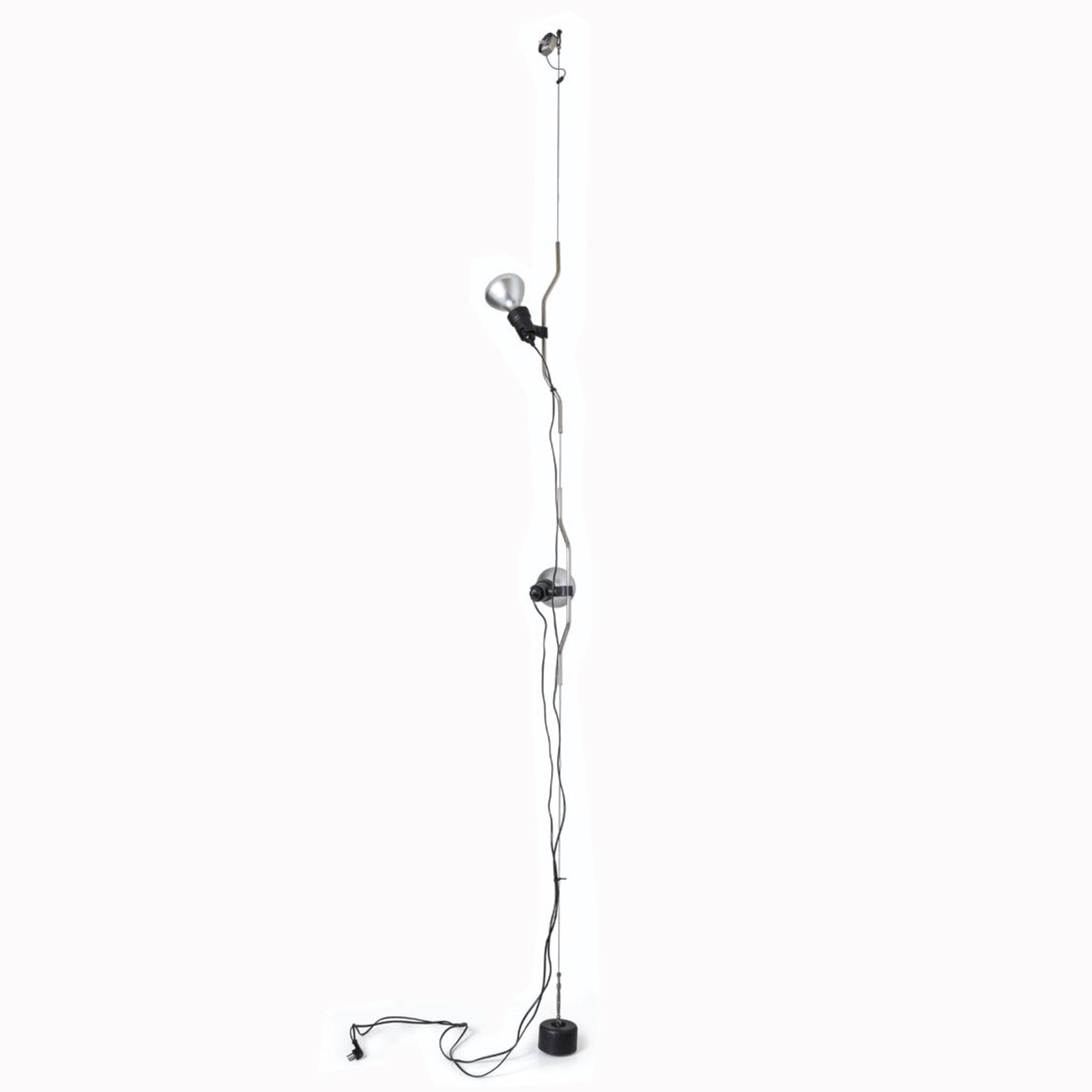 Achille Castiglioni, Parentesi