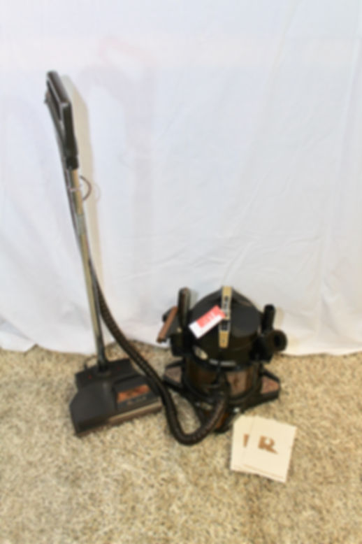 RAINBOW VACUUM D4SE W/TOOLS