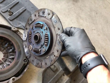 Προσοχή στον συμπλέκτη. Τα λάθη που τον φθείρουν