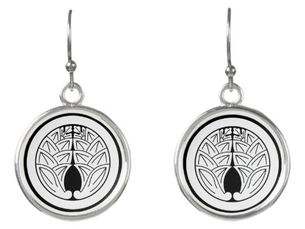 Top 10! Embracing Japanese gingers in a circle Earrings