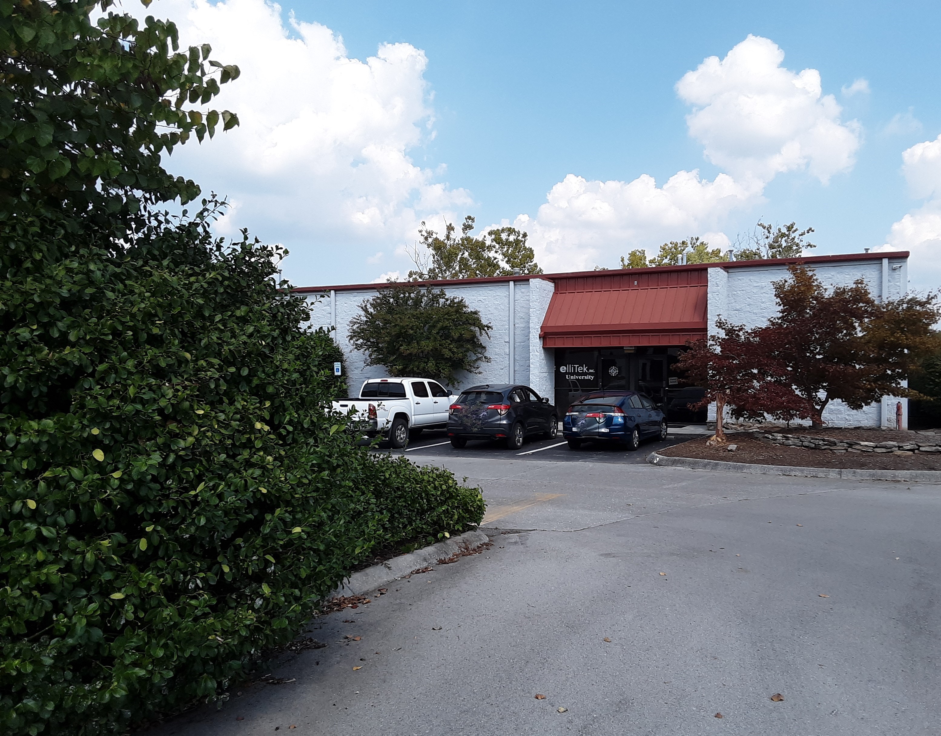 elliTek EVENT SPACE RENTAL Halls Crossroads TN East TN