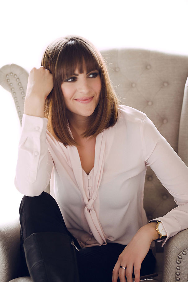 SML(c)BethanyClareSelfPortrait (7) 2 softer white copy.jpg