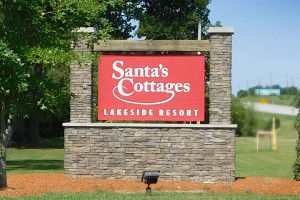 Santa's Lakeside Cottages
