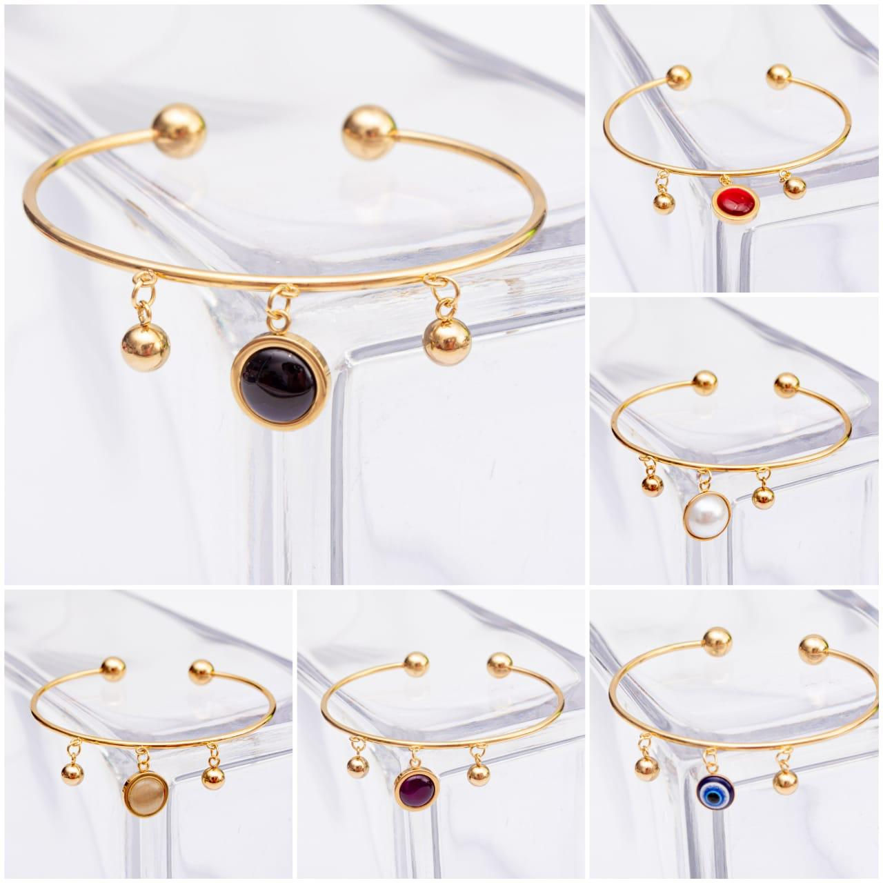 Pulsera "Esclava con detalles colgantes"