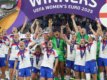 Lionesses celebrating the Euro 2025 championships with the trophy