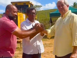 TRUCULÊNCIA CONTRA O POVO DE SIMÕES FILHO: prefeito Diógenes Tolentino determina embargar obra do governo do Estado em Palmares por perseguição política