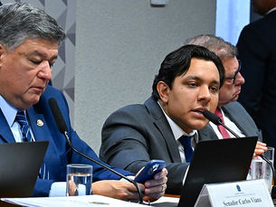 CPMI DO INSS: Acusado de criar sistema de fraude fica em silêncio e tem celular aprendido na comissão