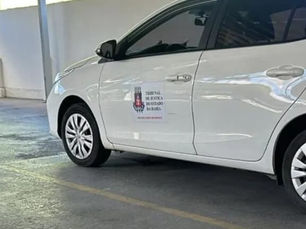 DESCASO, OMISSÃO E NEGLIGÊNCIA NO JUDICIÁRIO DE SIMÕES FILHO: Desembargadores visitam fórum em meio a processos congelados