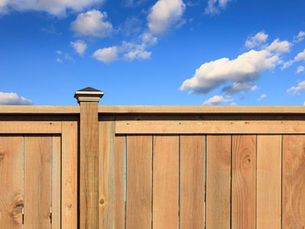fence, fence installer, fence longevity, fence replacement, custom fence, fence repair, aluminum fences, vinyl fences