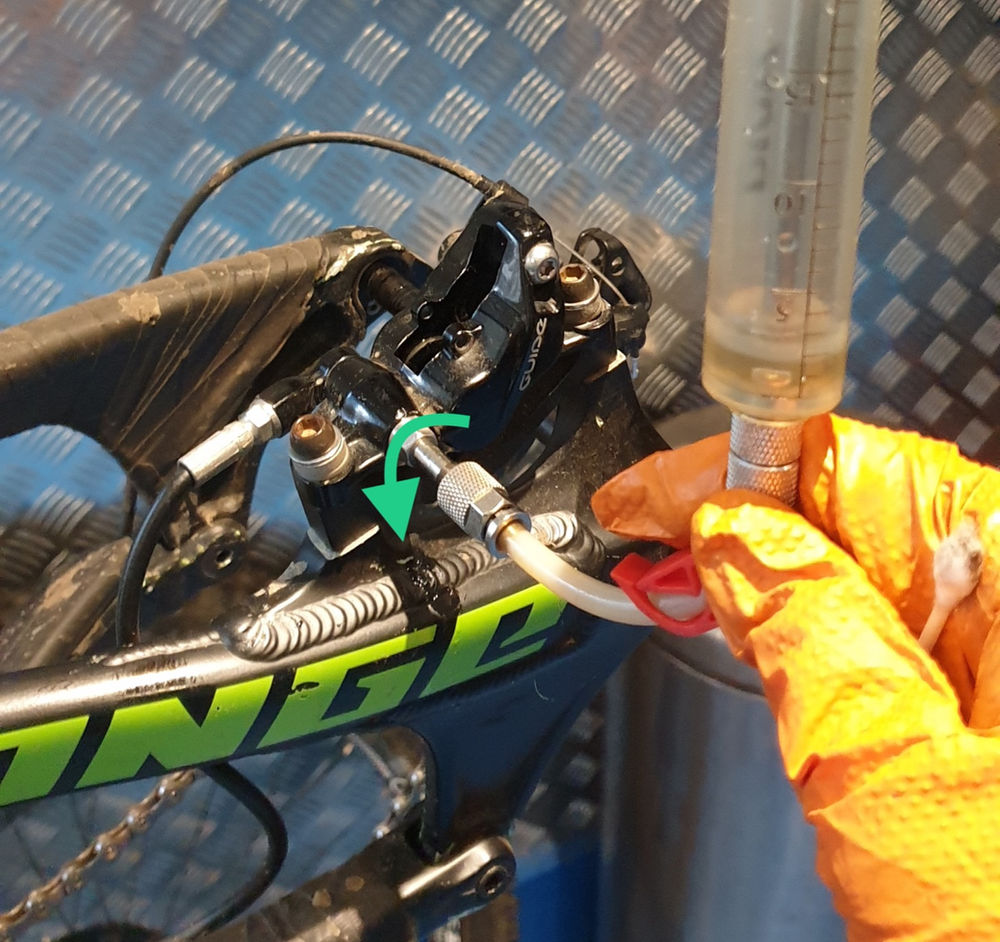 How To Bleed SRAM Guide/Code R/RS/RSC Brakes