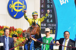 2017年5月28日 遮打盃 明月千里 布文