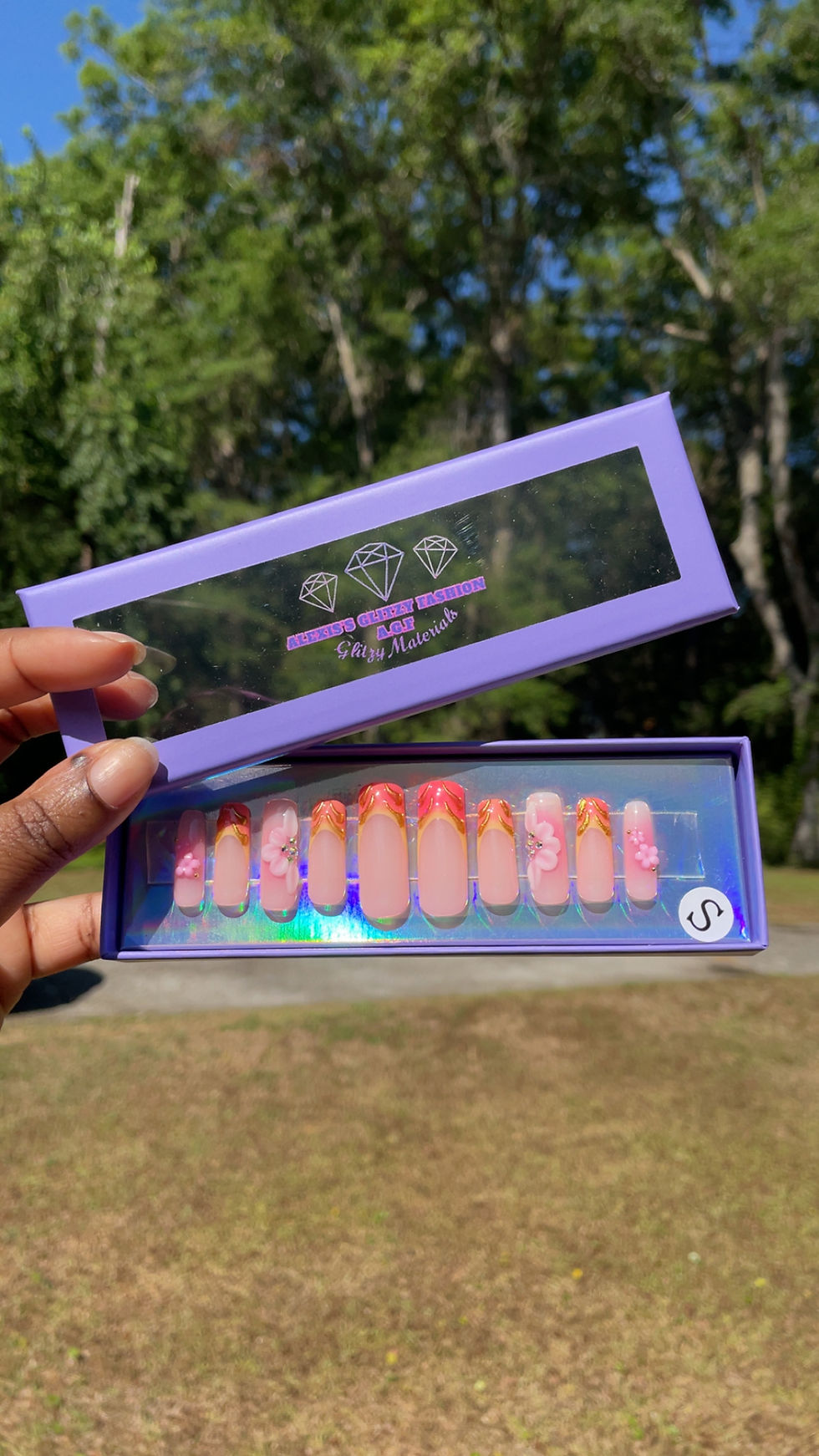 Thumbnail: Tropical Flower Press on nails