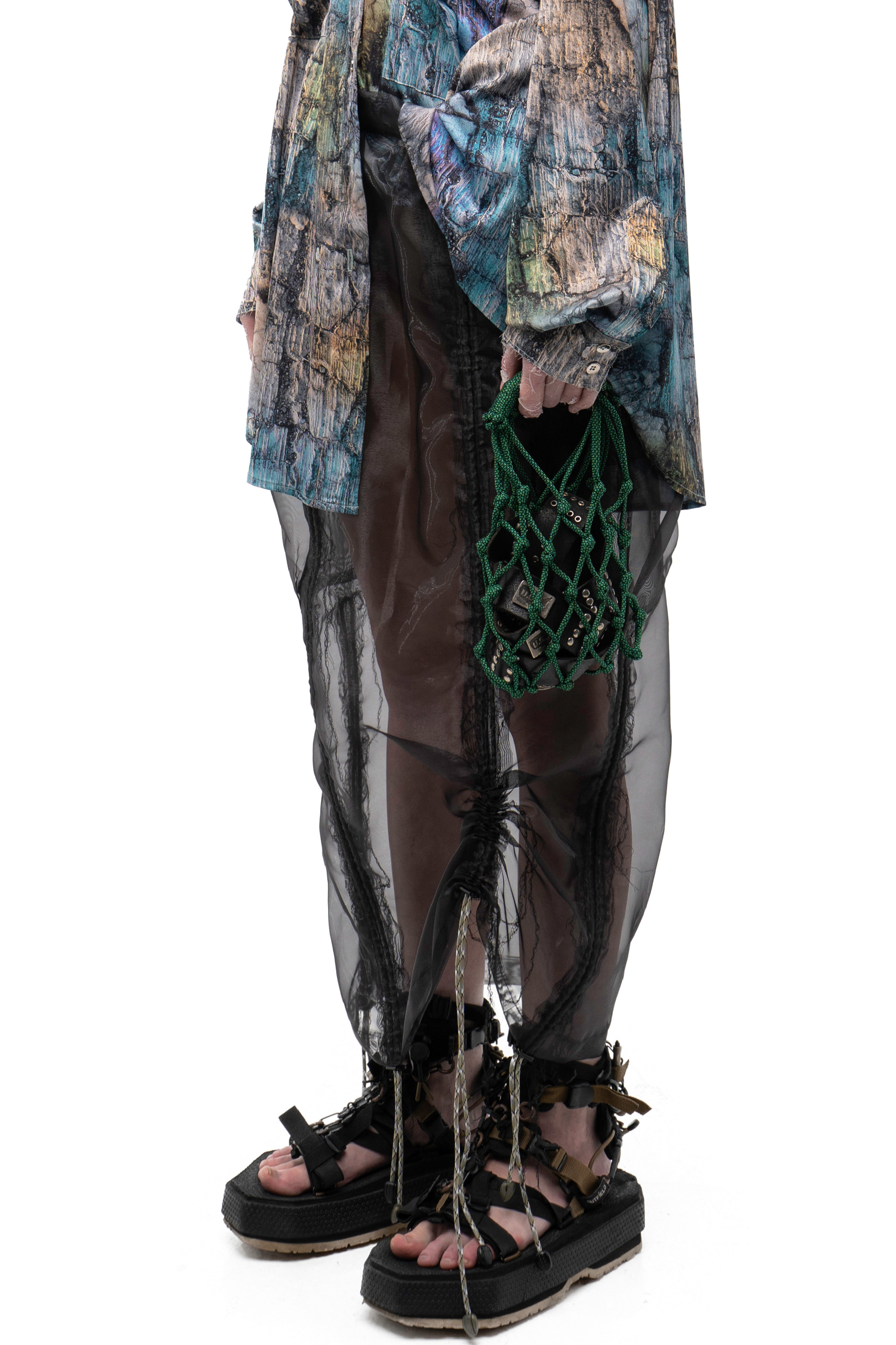 ROOTED BLACK CARGO SKIRT