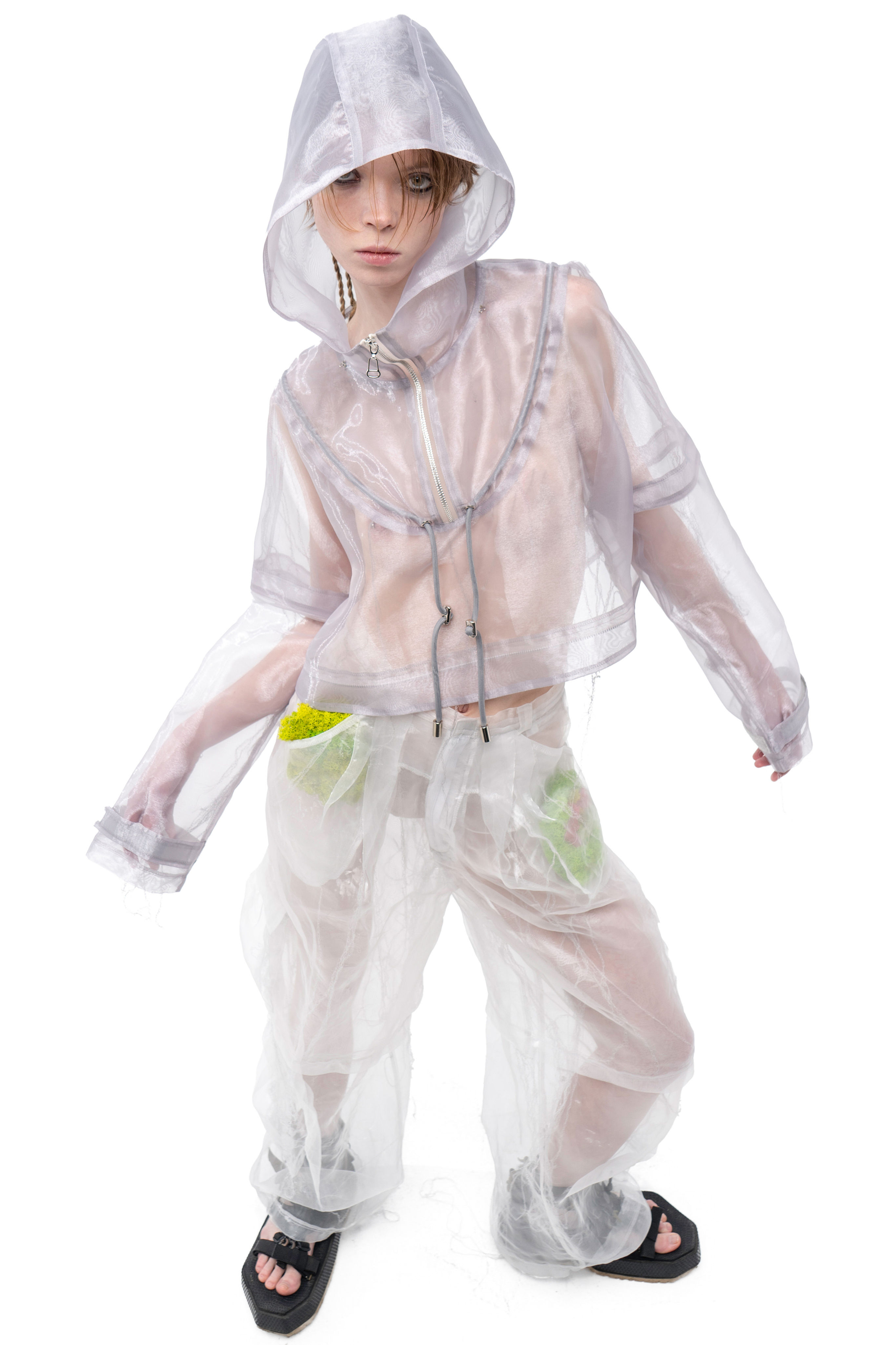 ROOTED WHITE CARGO PANTS