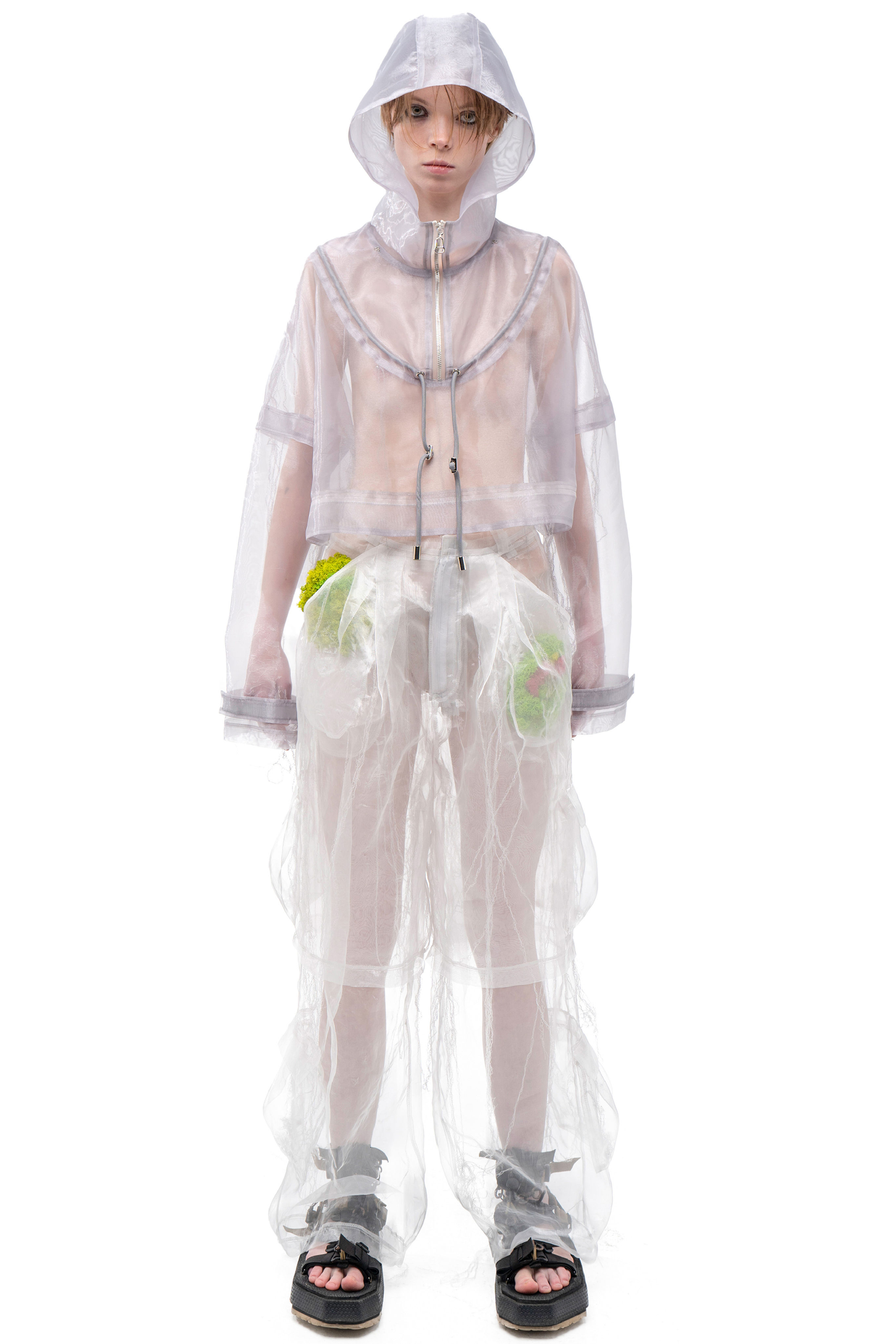 ROOTED WHITE CARGO PANTS