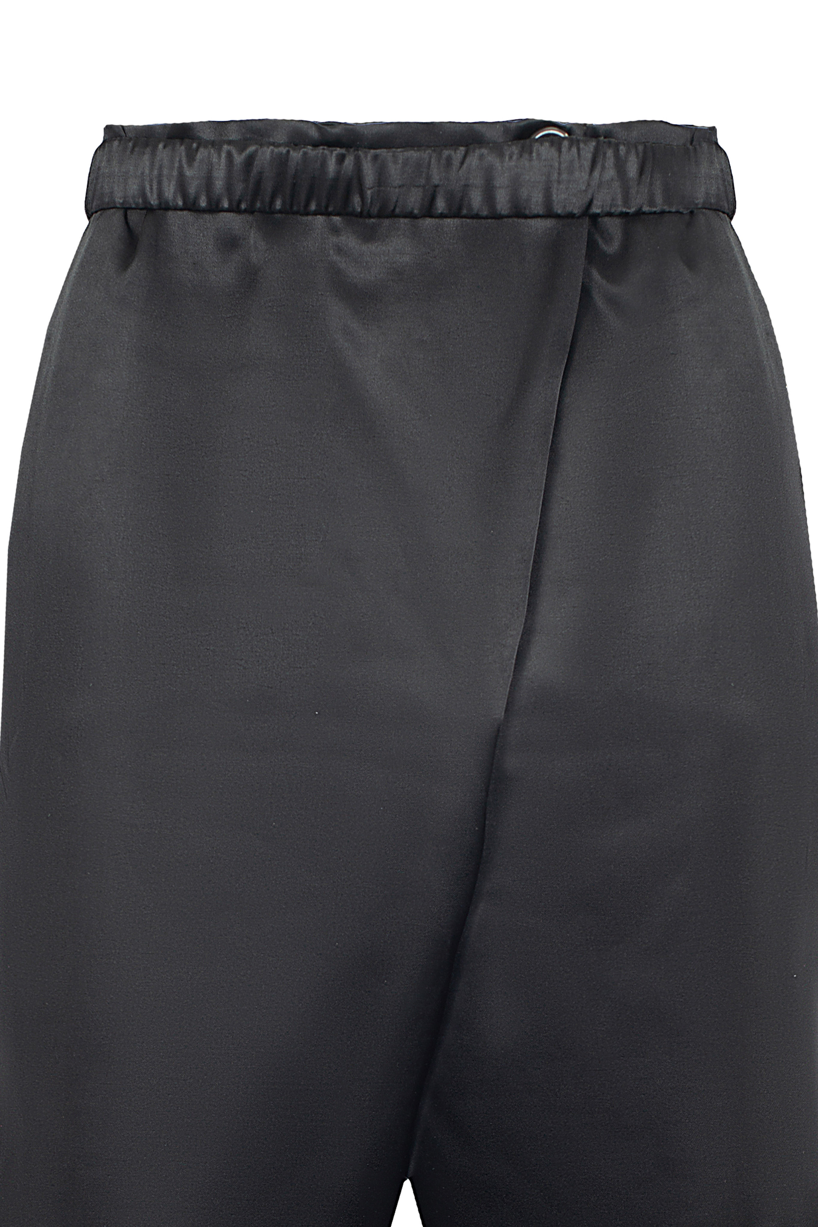 SHAROVARY SHORTS