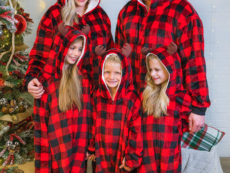 The Best 10 Buffalo Plaid Christmas Pajamas for the Whole Family