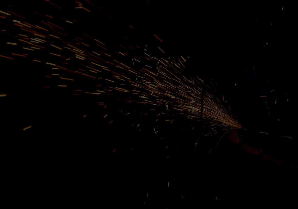 arc-welding-steel-construction-site_edited_edited_edited.jpg