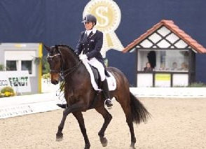 Mary Hanna and Boogie Woogie added to the EA Dressage Squad