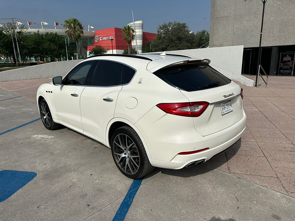 Miniatura: MASERATI LEVANTE S 2017🏷️TM