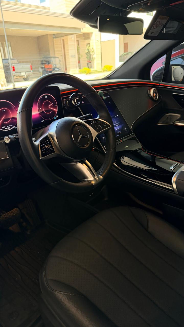 Miniatura: MERCEDES BENZ EQE SUV 350+ 2023🏷️TM
